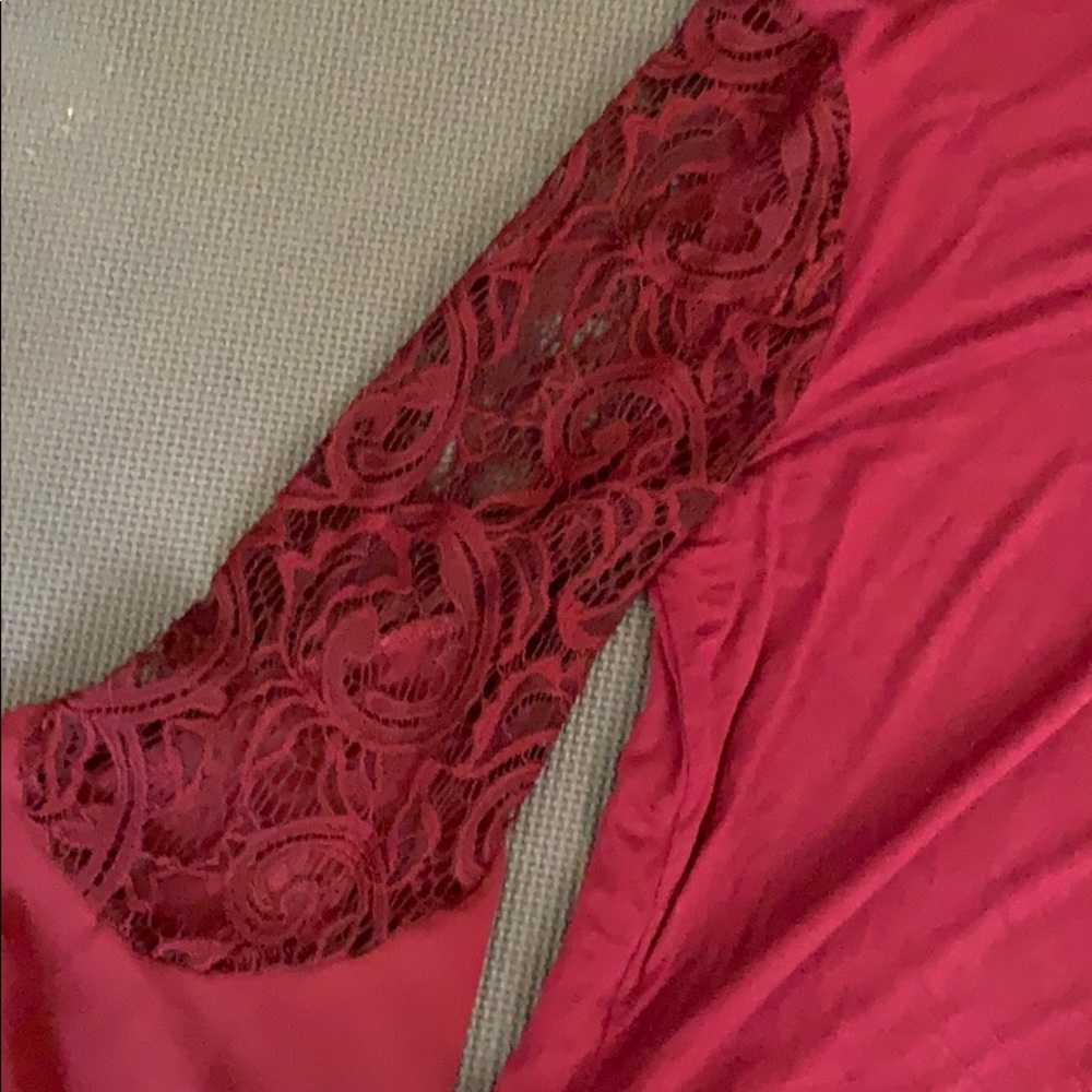 Top - Picture 2 of 4